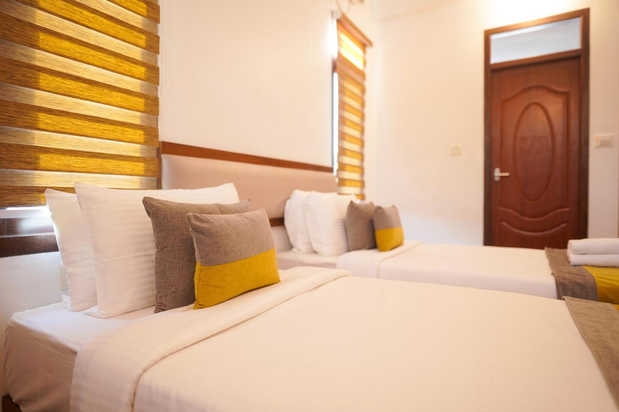 Villa 4 Kochi ภายนอก รูปภาพ
